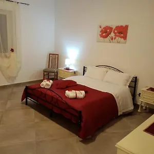 La Casa Di Antonella Apartment